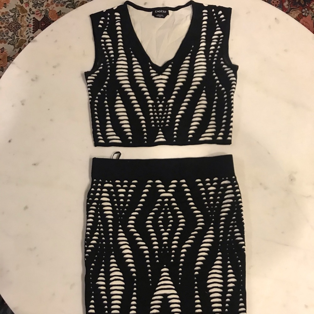 Bebe 2 piece set knit skirt and crop top